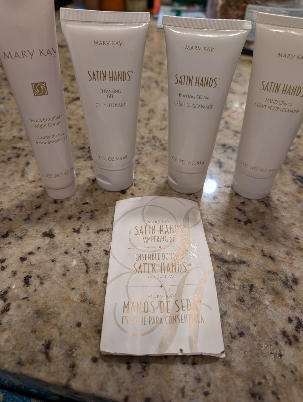 Mary Kay Satin Hands 4 Pc Kit